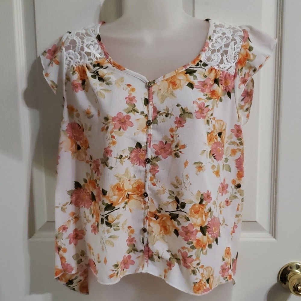 Floral top